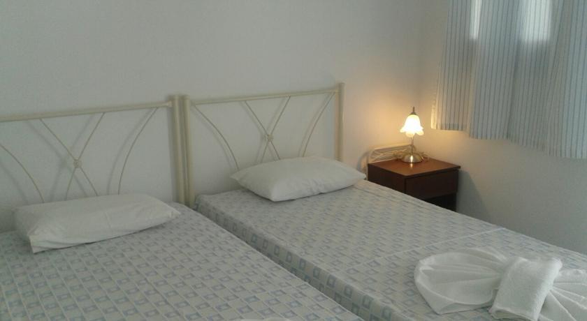 Artemis Rooms Folégandros Pokoj fotografie