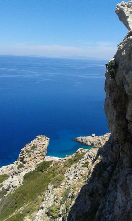 Artemis Rooms Folégandros Exteriér fotografie